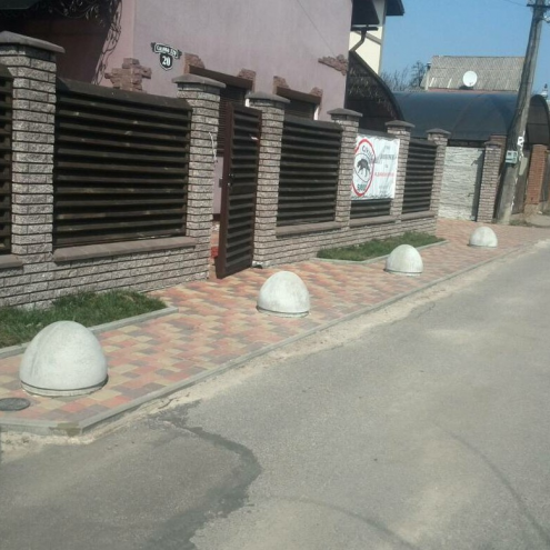 обмежувач паркування бетонний