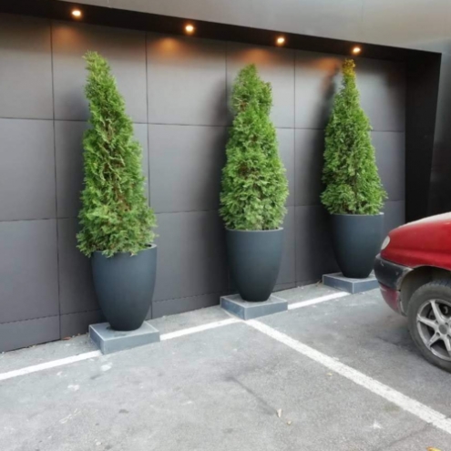 ваза уличная из бетона